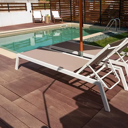 Villa Tomy's 1 Dream 2 Bedrooms With Pool