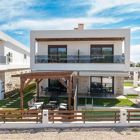 Villa Tomy's 1 Dream 2 Bedrooms With Pool Nikiti (Sithonia)