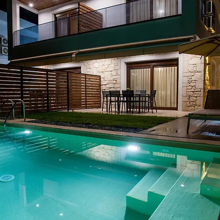 Villa Tomy's 1 Dream 2 Bedrooms With Pool